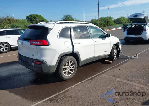 2015 Jeep Cherokee Latitude z USA, uszkodzony, nr VIN 1C4PJLCB3FW790698